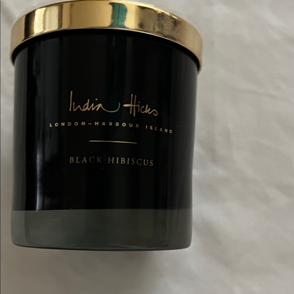 India Hicks Black Hibiscus Candle with Gold Lid